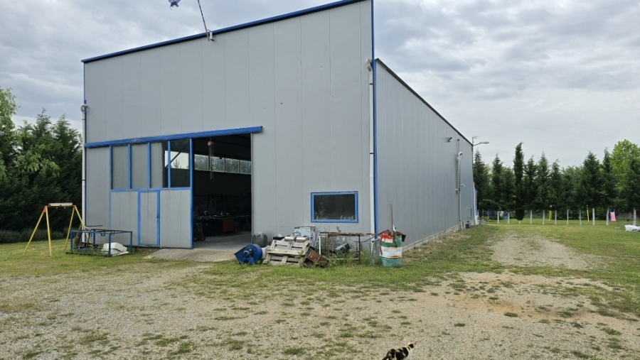 (For Sale) Commercial Small Industrial Area || Kozani/Ptolemaida - 330 Sq.m, 180.000€ 